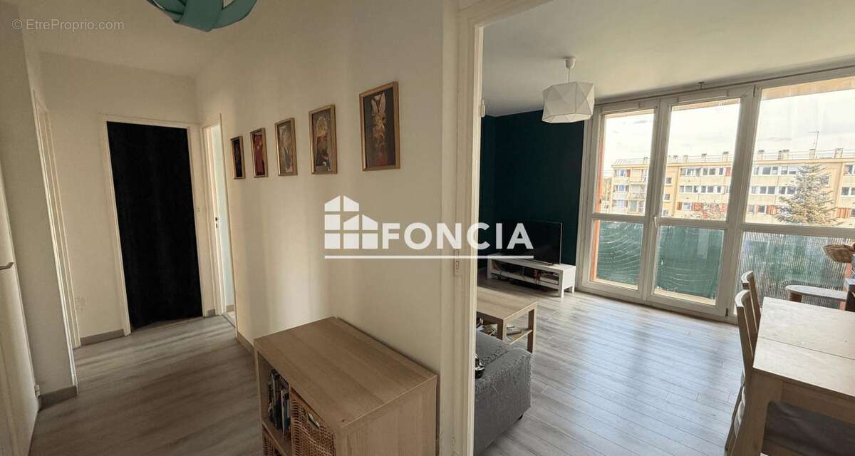 Appartement à PALAISEAU