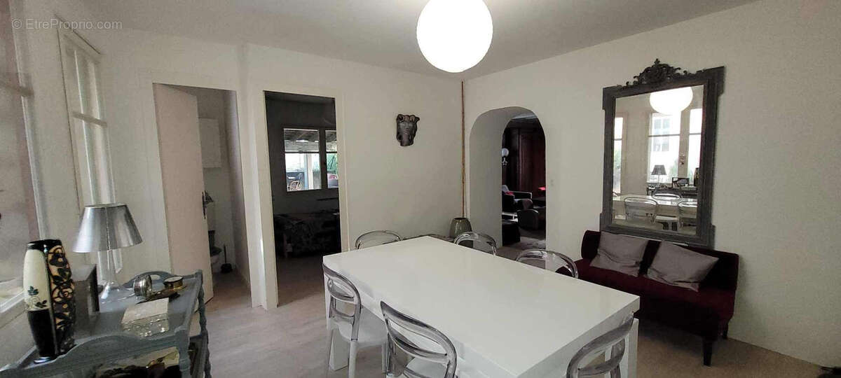 Maison à SAINT-FORT-SUR-GIRONDE