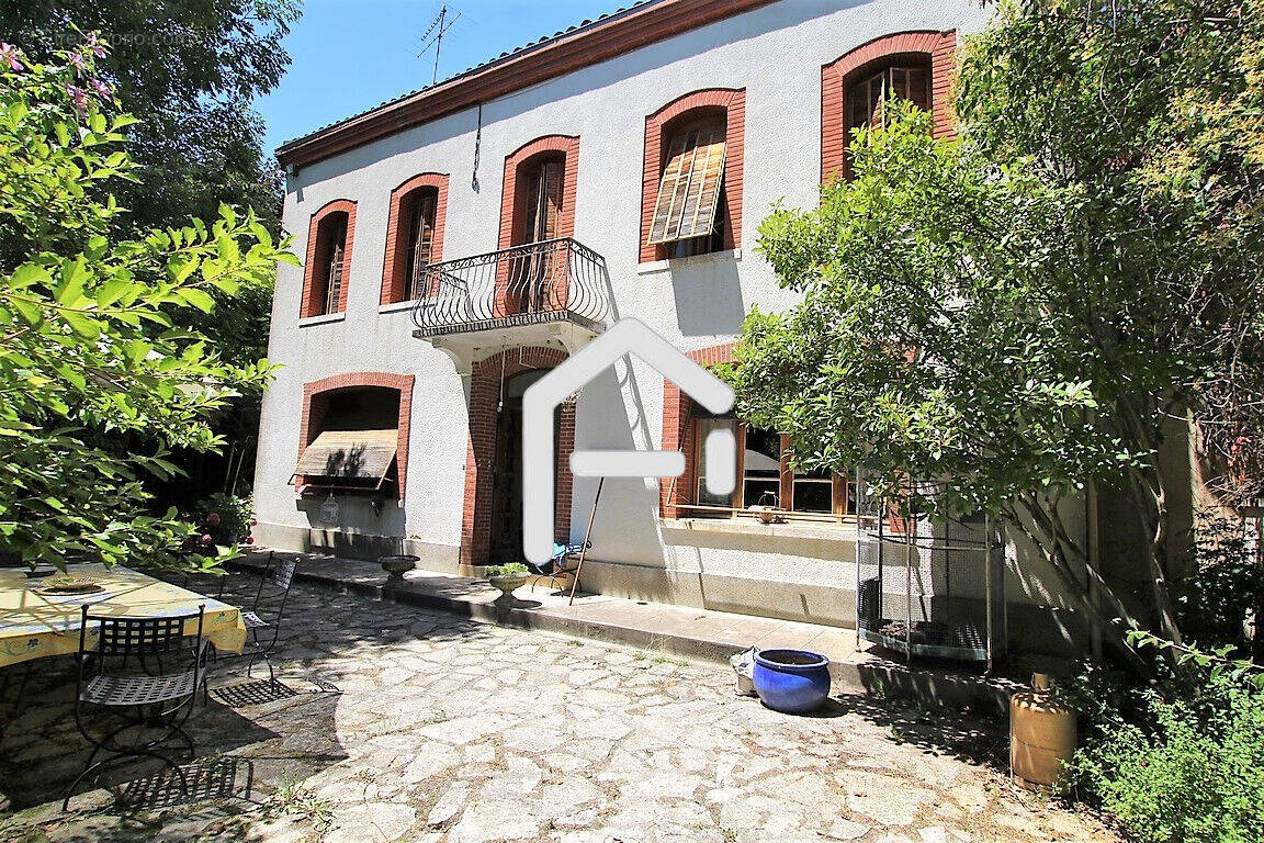 Maison à LEZAT-SUR-LEZE