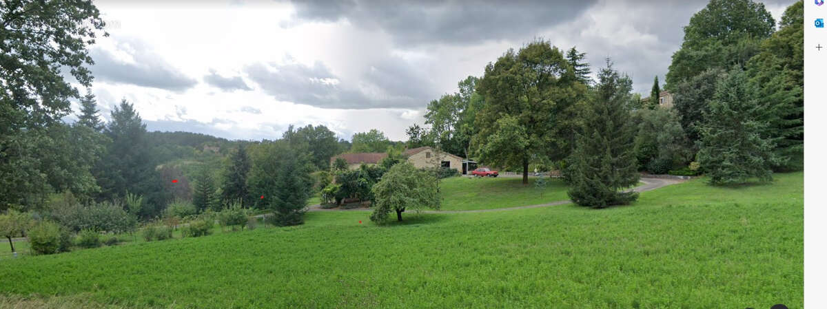 Maison à CUZORN