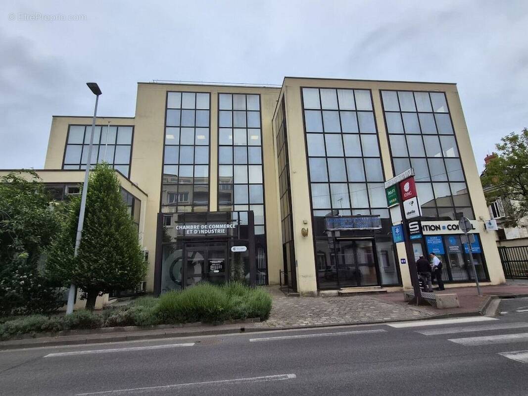 Commerce à MONTARGIS