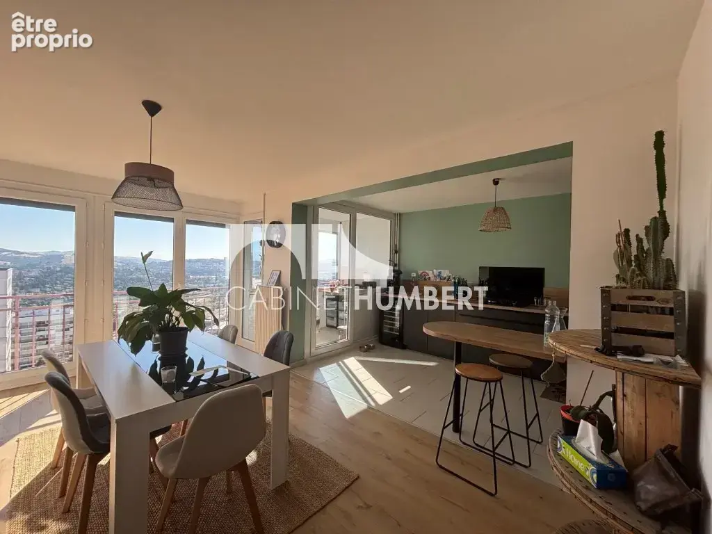 Appartement 4 pièces 85 m² à vendre à Villars (42390) - photo 4