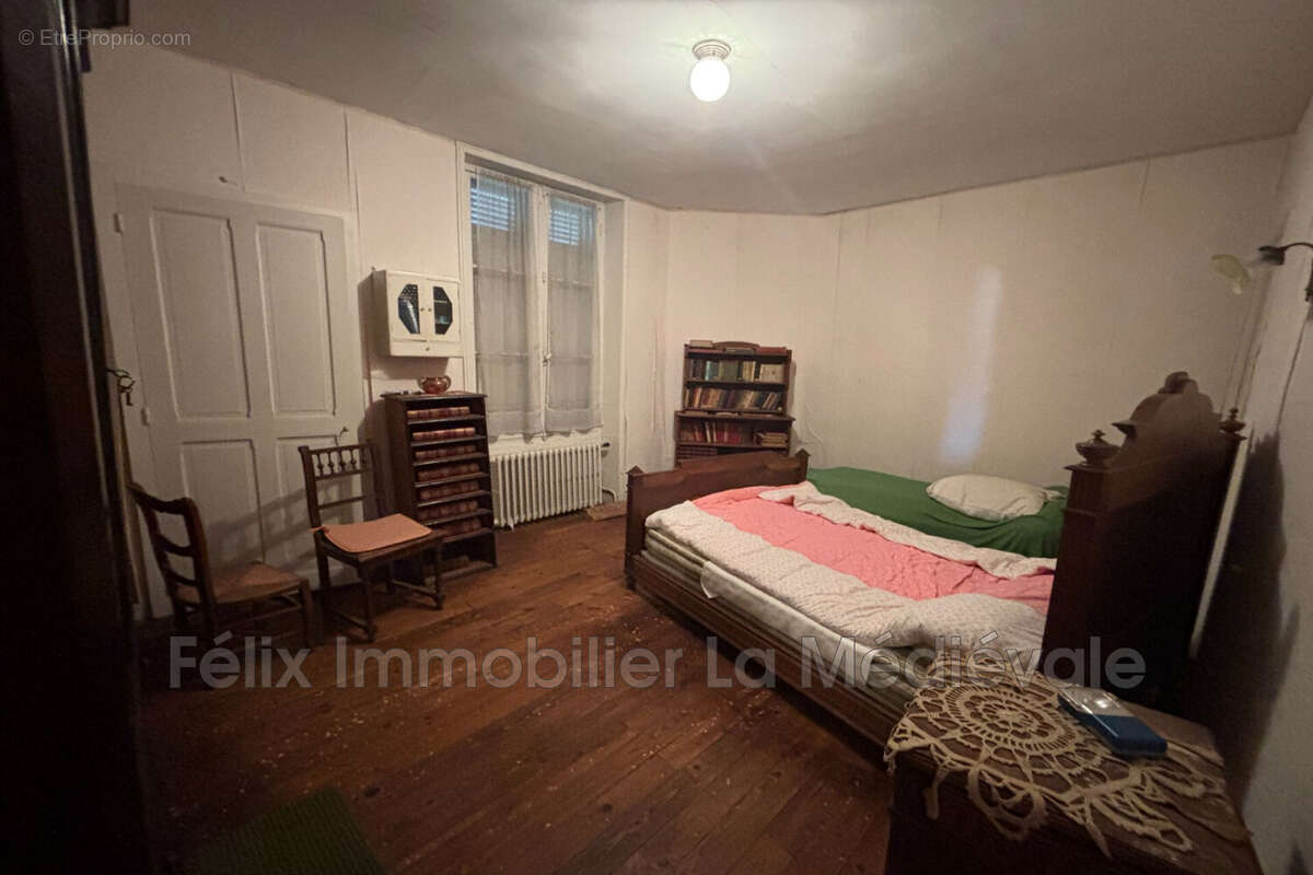 Maison à SARLAT-LA-CANEDA