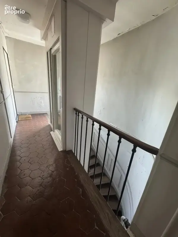 3 pièces entierement rénové, dernier étage avec ascenseur et 4 balcons - photo 6
