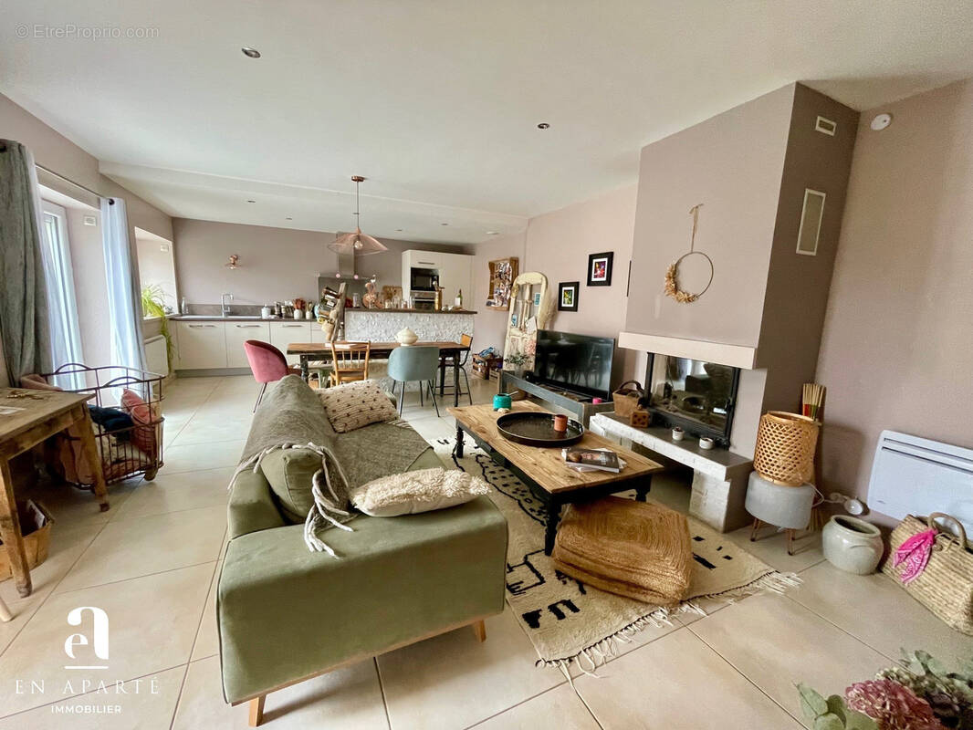 Maison à SOUCIEU-EN-JARREST