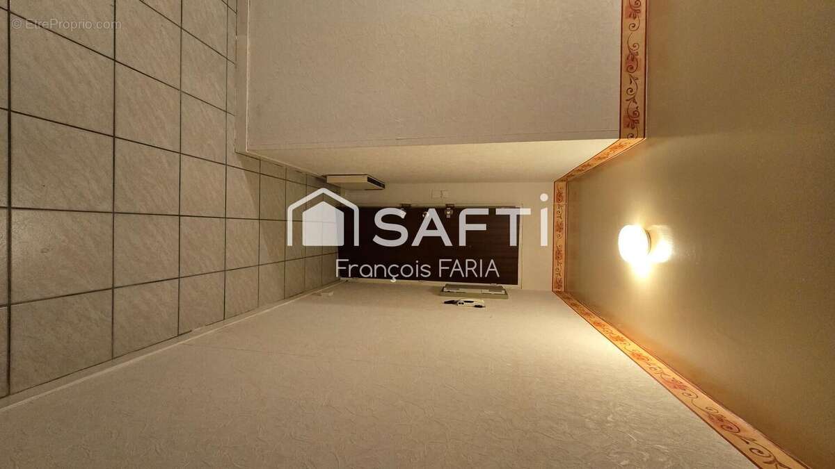 Photo 8 - Appartement à MONTCEAU-LES-MINES