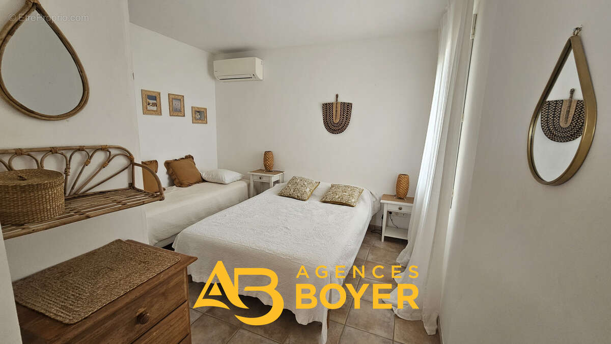 Maison de charme,centre-ville,4 chambres,studio indépendant, climatisation,commerces proches. - photo 10
