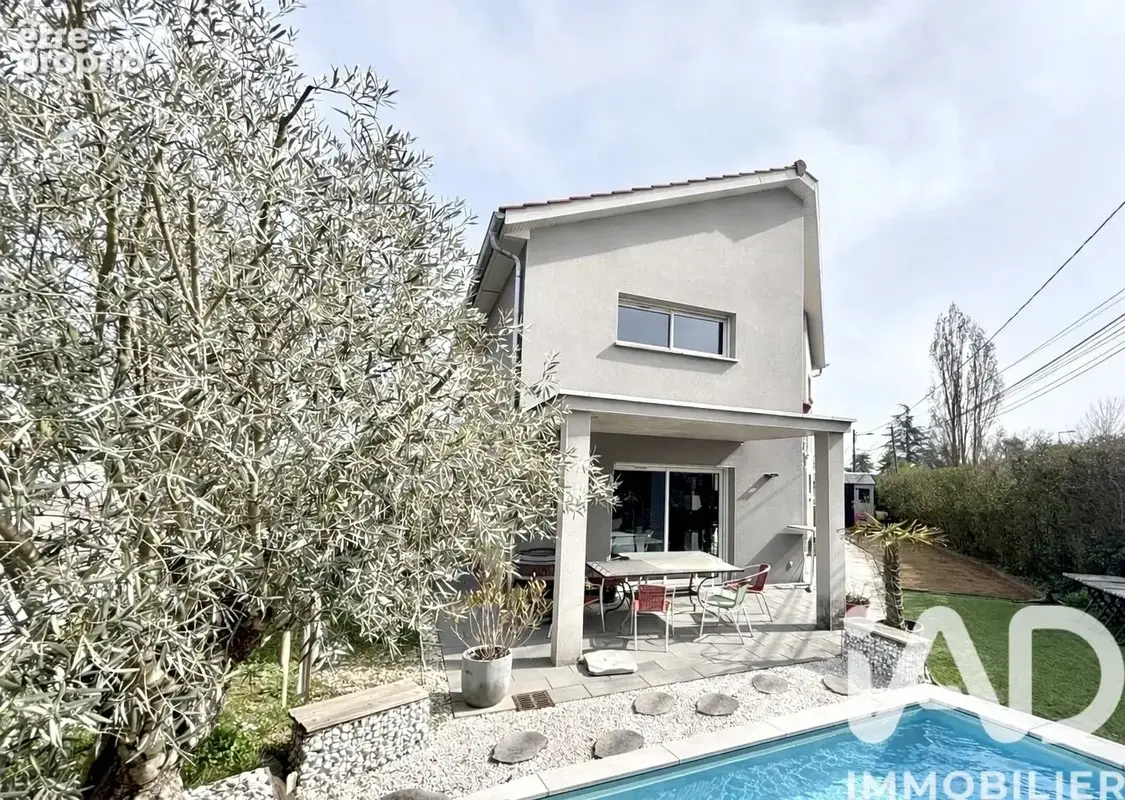 Photo 1 - Maison à GREZIEU-LA-VARENNE
