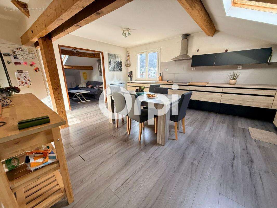 Appartement à ALLEVARD