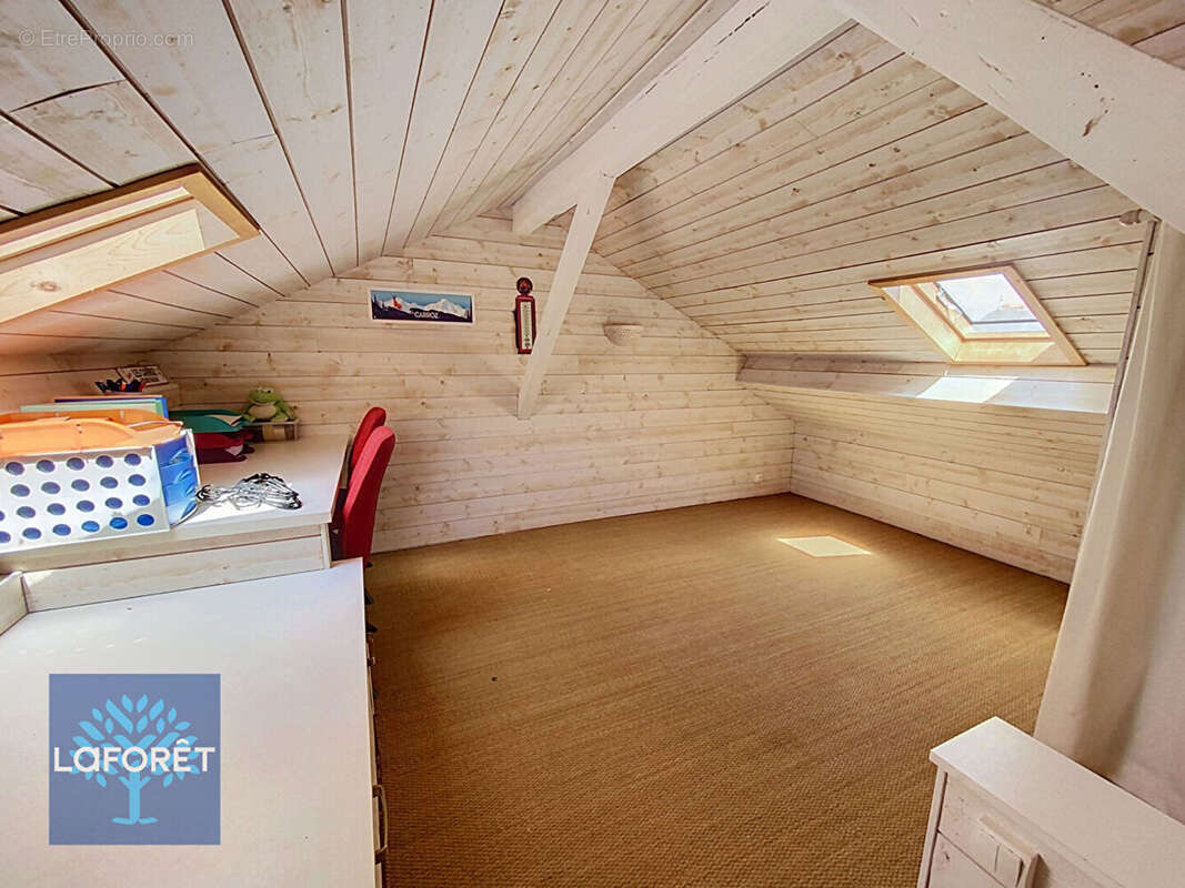 Appartement duplex Fougeres 5 pièce(s) 84 m2 - photo 9