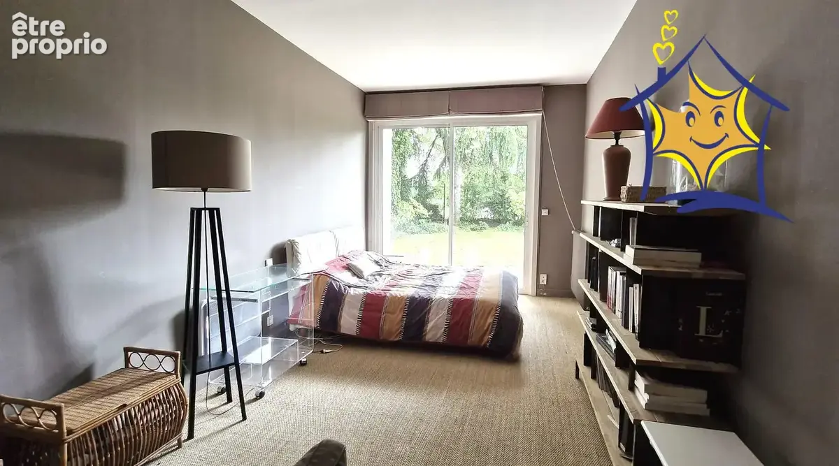 Maison 275 m² à Viry-Chatillon  - photo 9