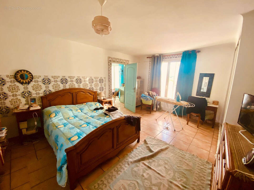 Maison à SAINT-CYPRIEN