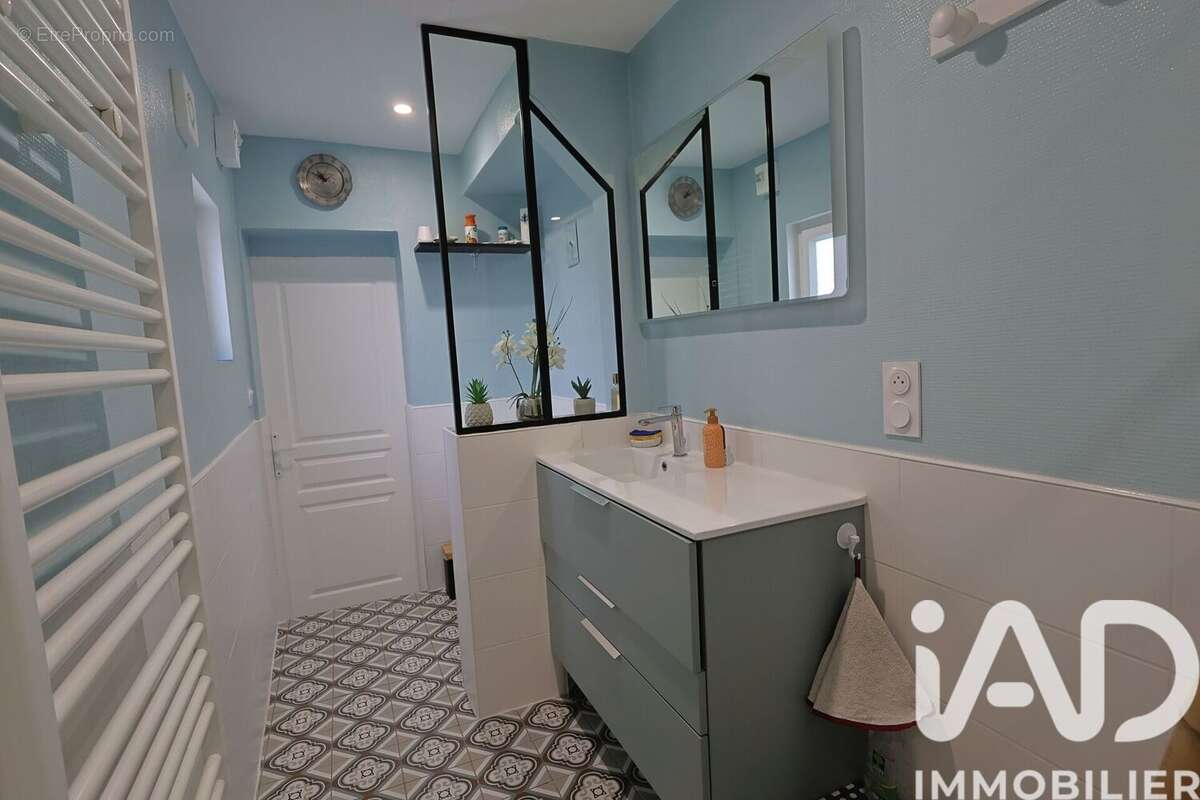 Maison 134 m² à Thouars  - photo 6