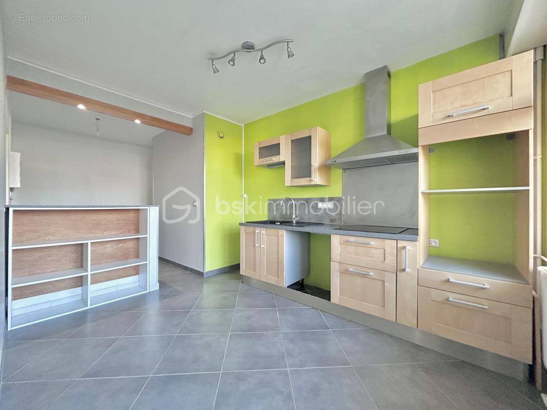 Appartement à COGNIN