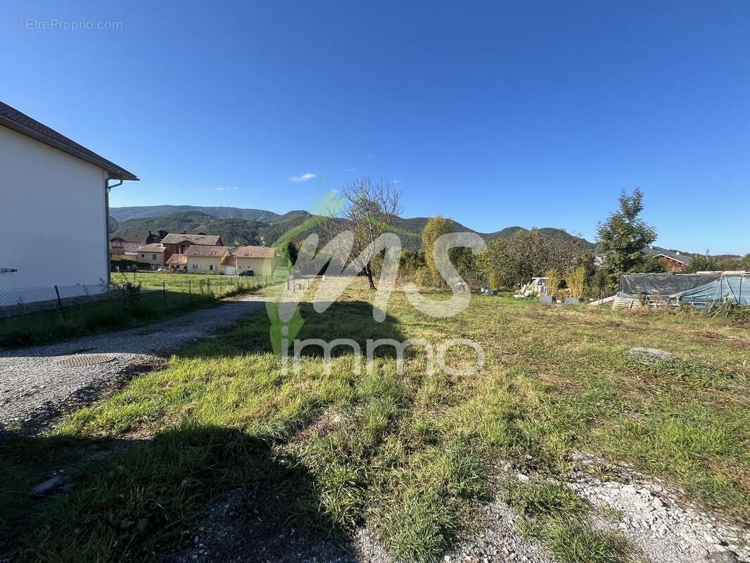 Terrain à CHORGES