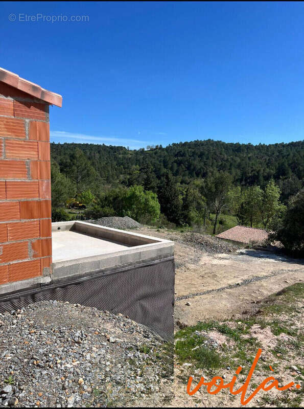 Maison à VILLEFLOURE