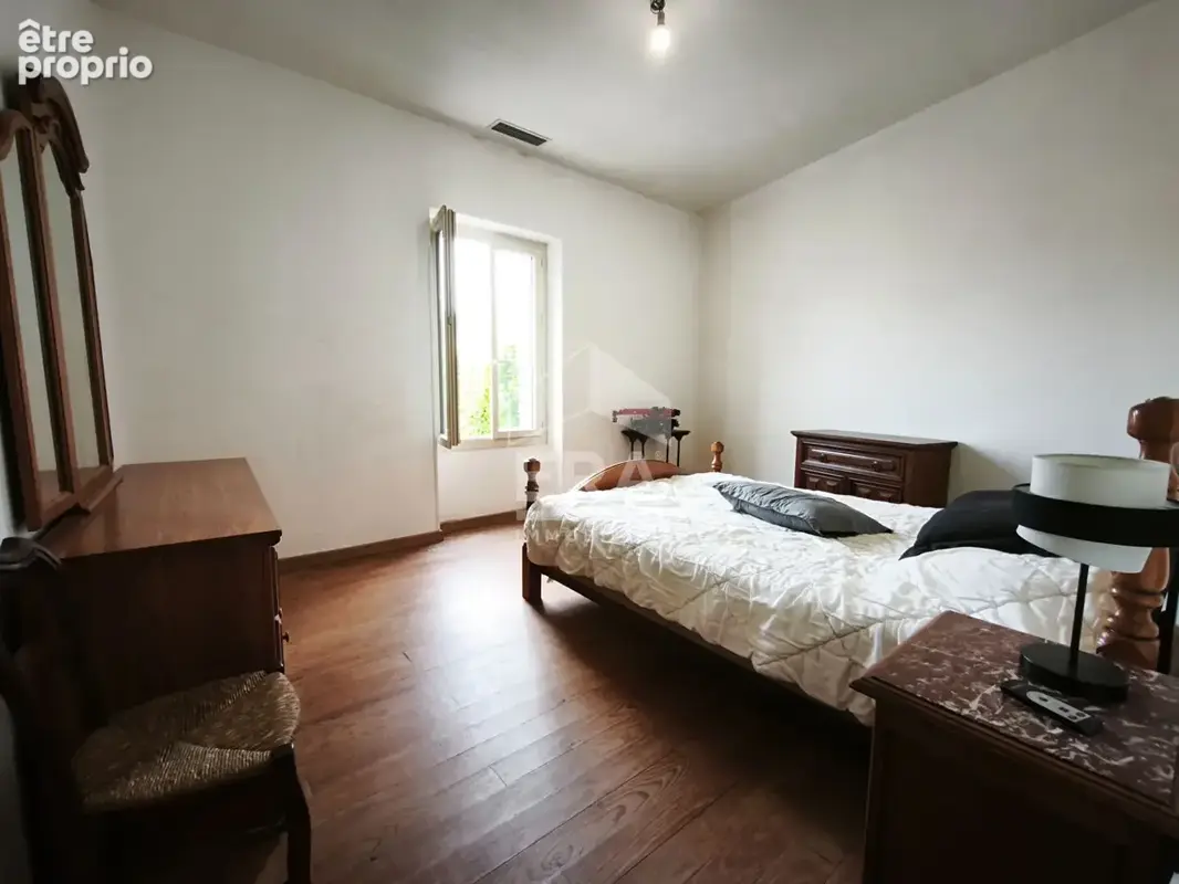 Maison rénovée avec grande pièce de vie - photo 8