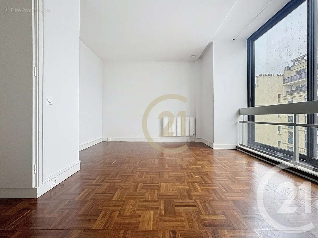 Appartement à PARIS-20E