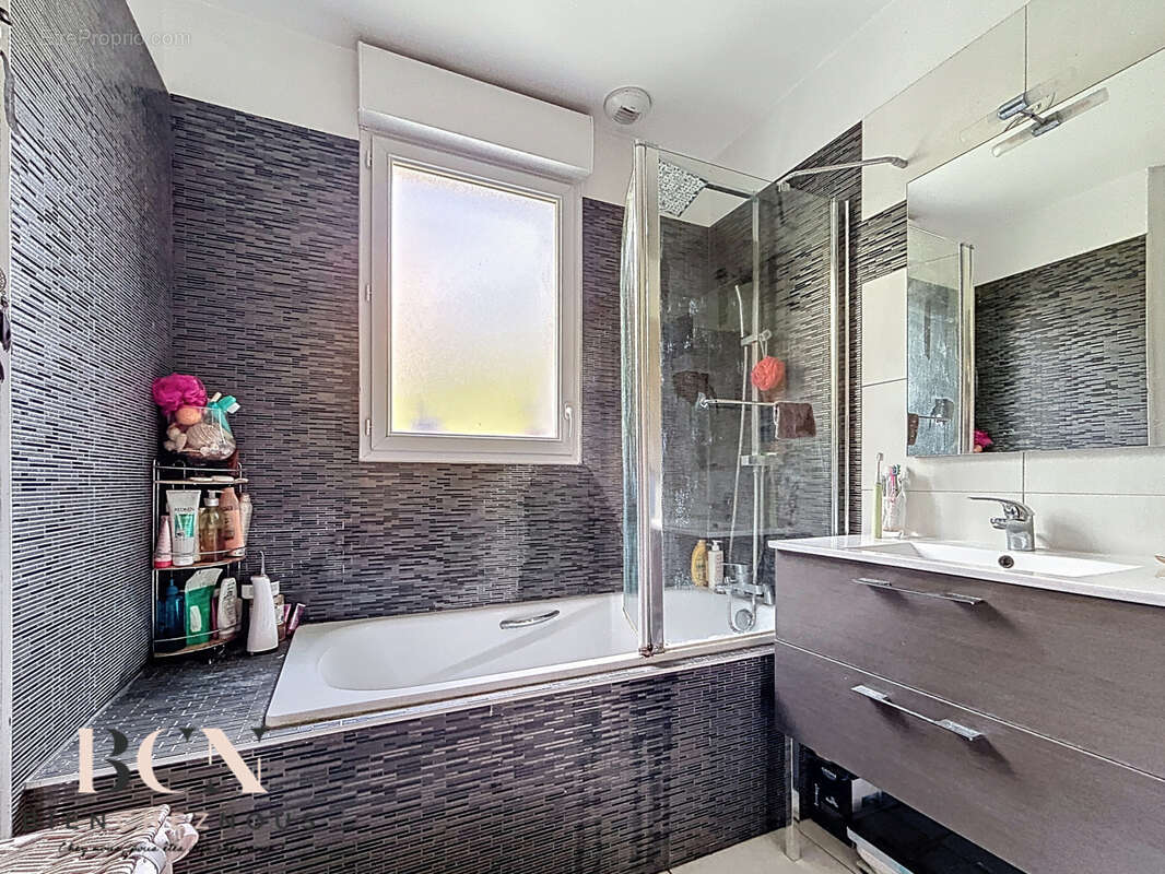 Appartement à MONTSOULT
