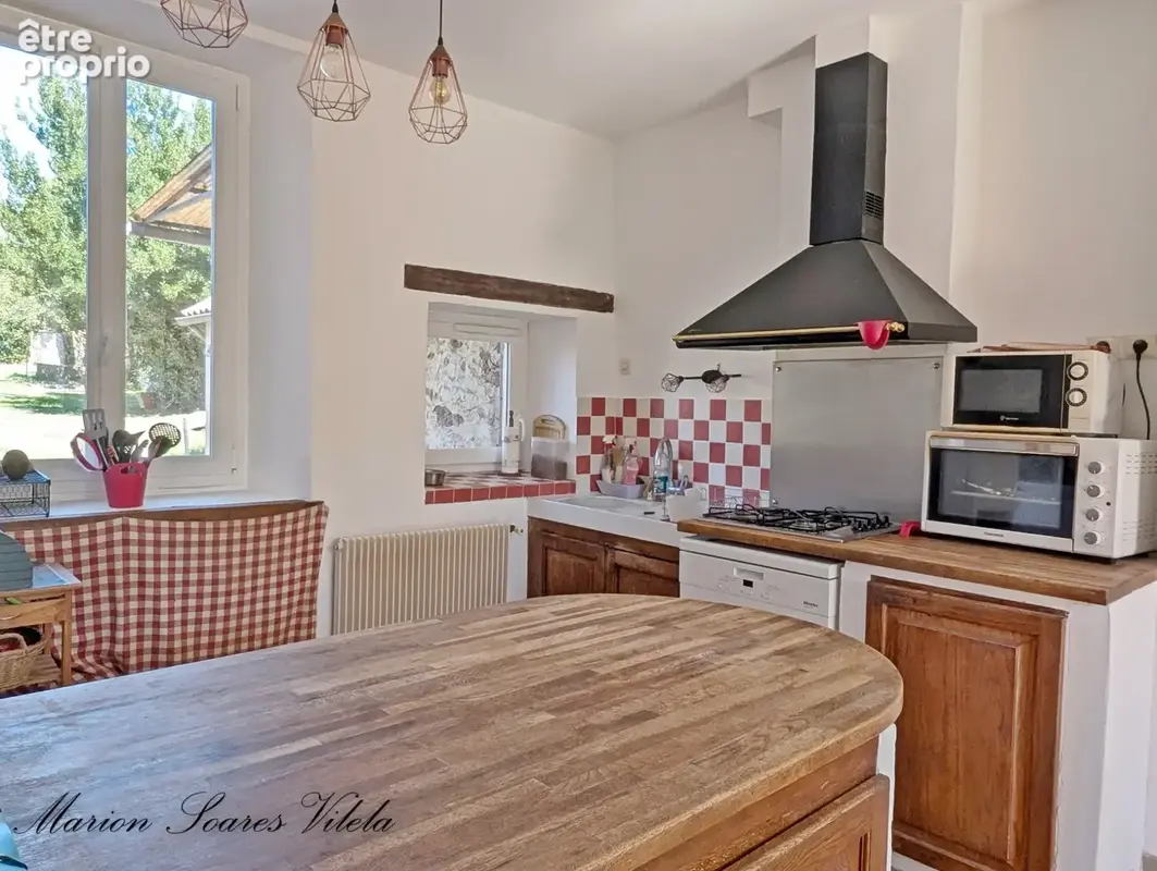 Ozouer-le-voulgis – du charme, de beaux volumes, 4 chambres et un jardin - photo 5