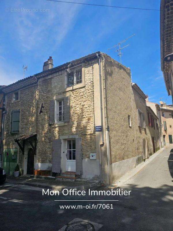 Référence : 7061-LLI - Maison de village de charme de 102 m2 – Centre historique de Lambesc – Espace indépendant - photo 7