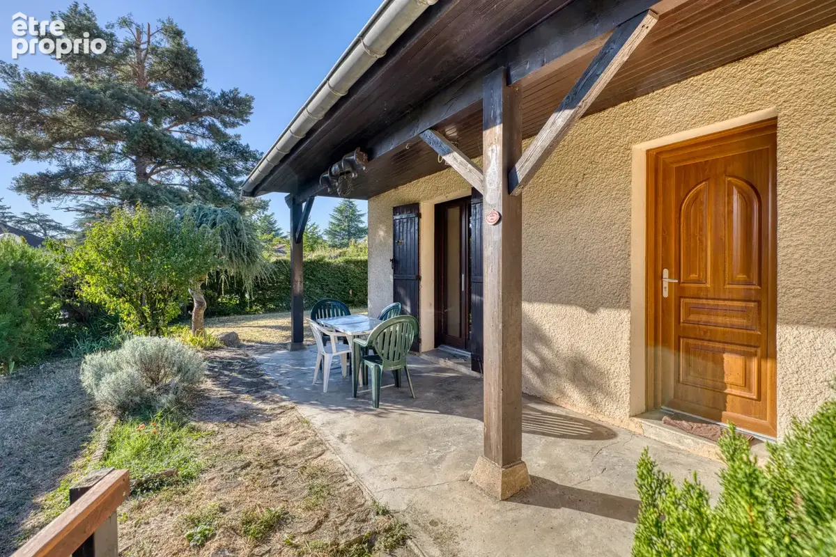 Chapelle aux Paons. Maison individuelle T4 avec sous-sol sur 535m2 de terrain - photo 2