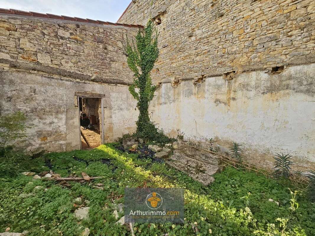 Maison à SAINT-SAUVEUR-D&#039;AUNIS