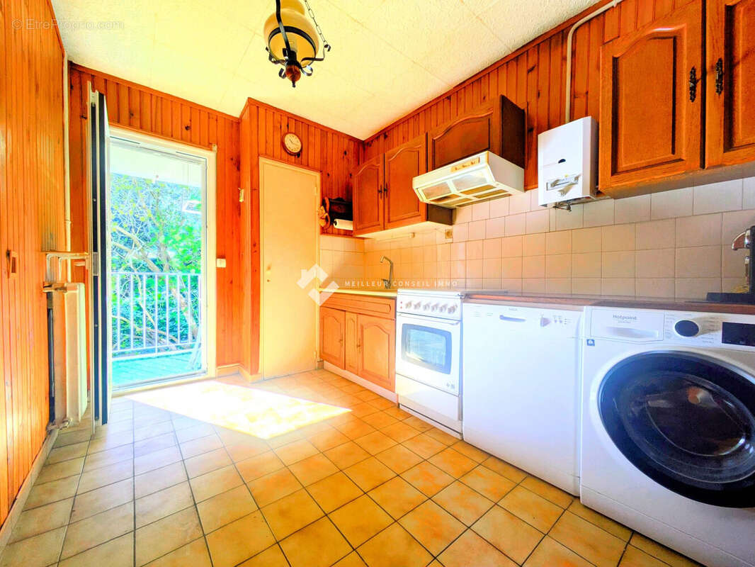 Appartement à MARSEILLE-9E