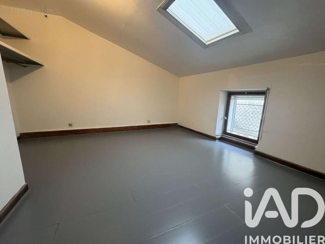 Photo 7 - Maison à RUELLE-SUR-TOUVRE