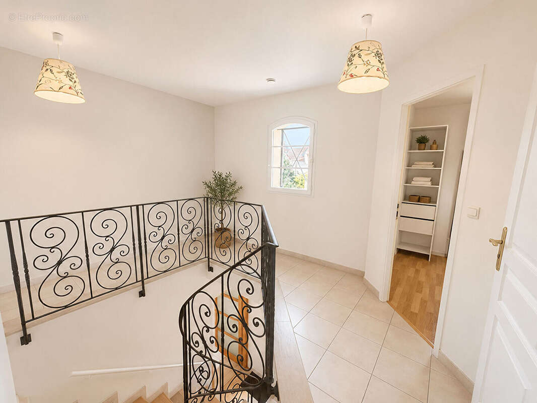 Houilles Centre-Ville - Maison familiale - photo 6