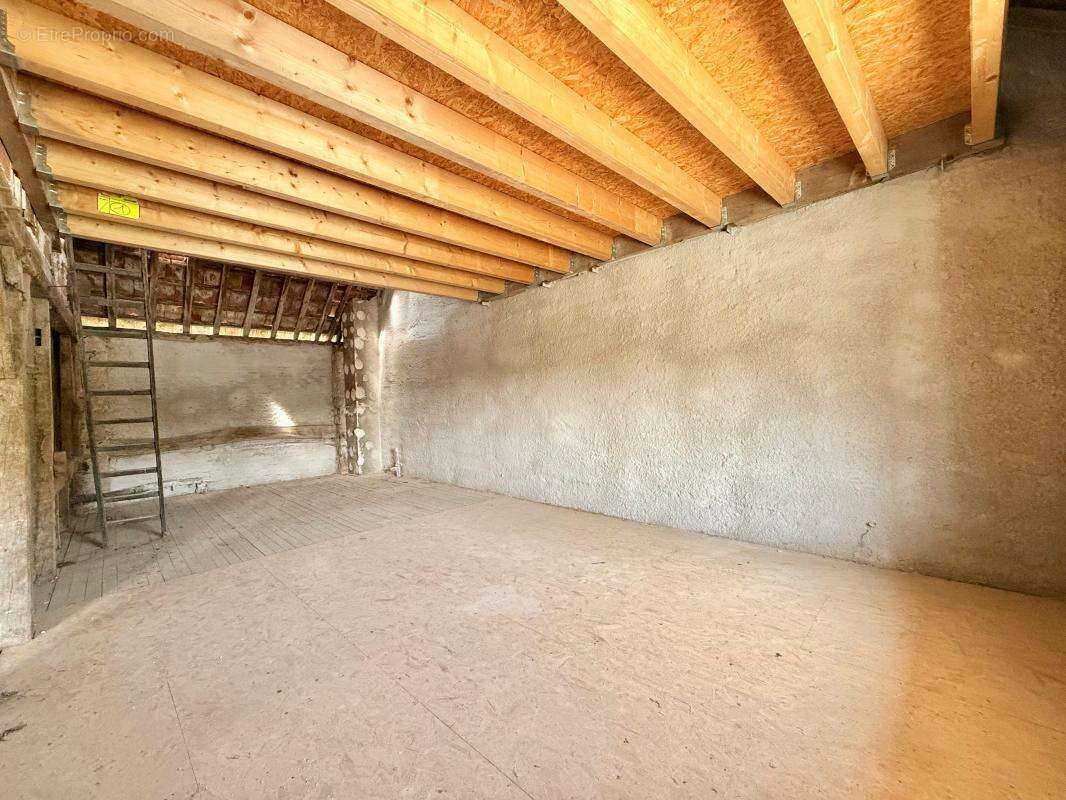Grande maison 176 m² avec extension – Fort potentiel – Lamarche-sur-Saône - photo 11