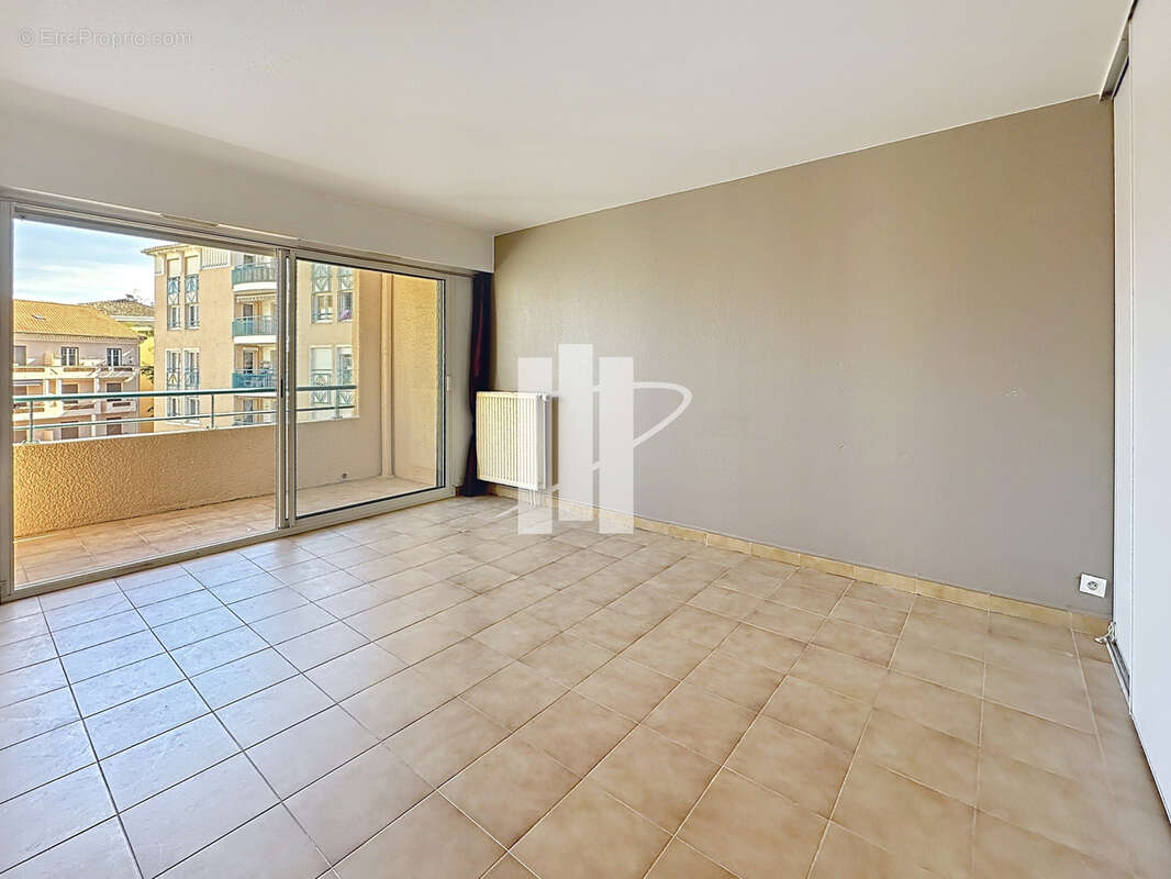 Appartement à SAINT-RAPHAEL