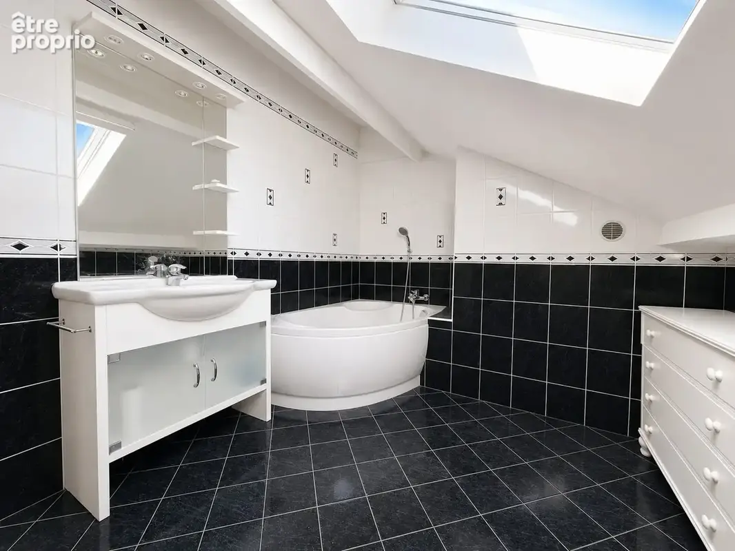 Maison 7 pièces 183 m² à vendre à Soisy-Sur-Seine (91450) - photo 8