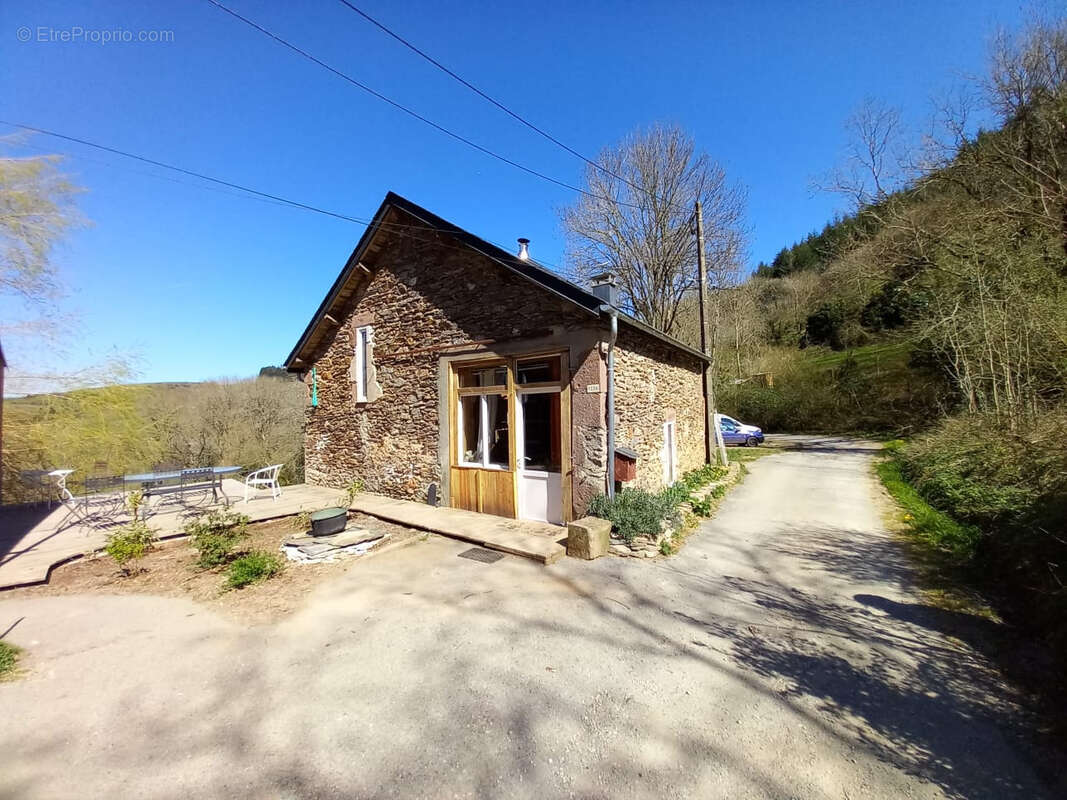 Maison à PEUX-ET-COUFFOULEUX