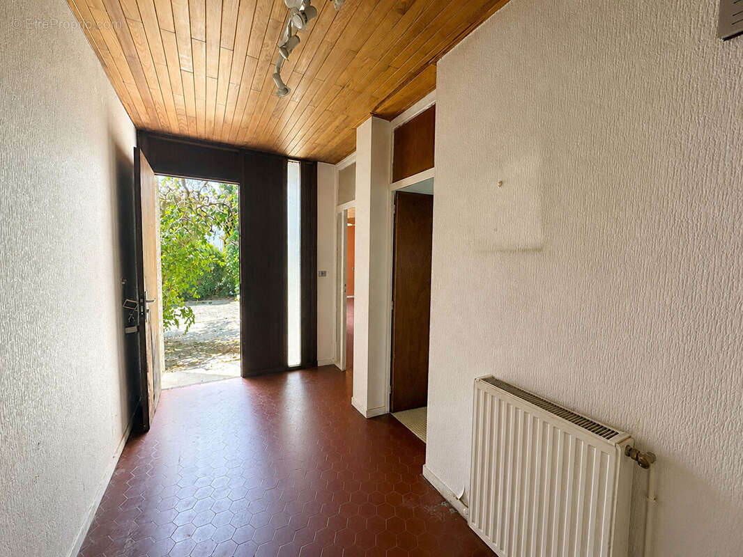 Maison Pau 6 pièce(s) 129.41 m2 - photo 2