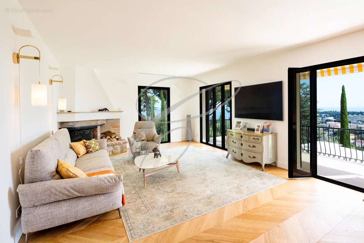 Maison à ROQUEBRUNE-CAP-MARTIN