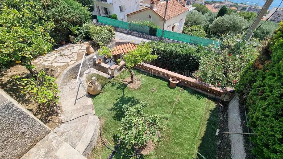 Villa vue mer a renover a cap d'ail - photo 20