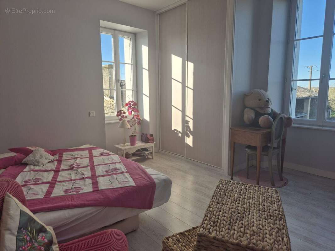 Maison à ECHIRE