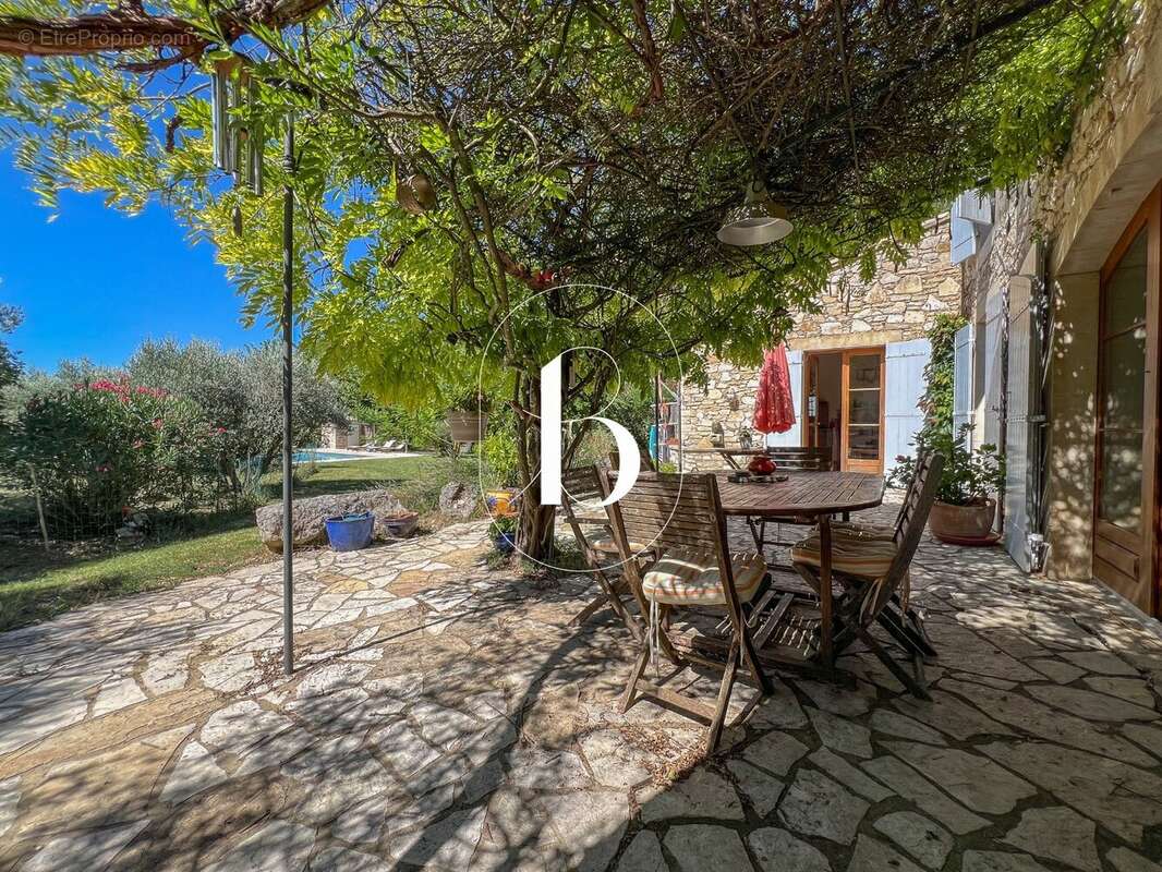 Maison à GOUDARGUES