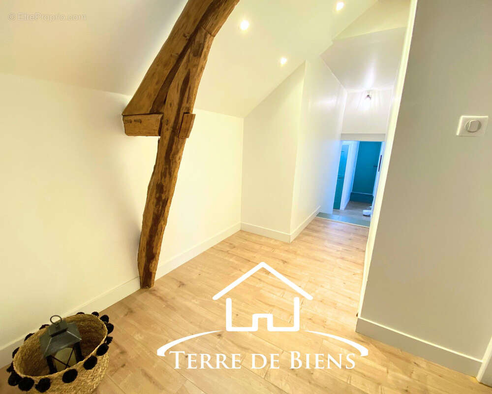 A découvrir uniquement chez Terre de Biens: Longère rénovée   162 m2   5 chambres   Secteur recherché à 10 min - photo 11