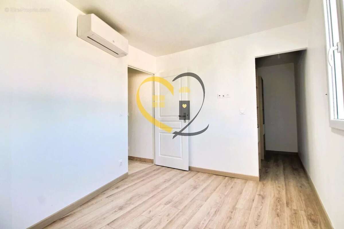 Maison à LA CHAPELLE-SAINT-URSIN