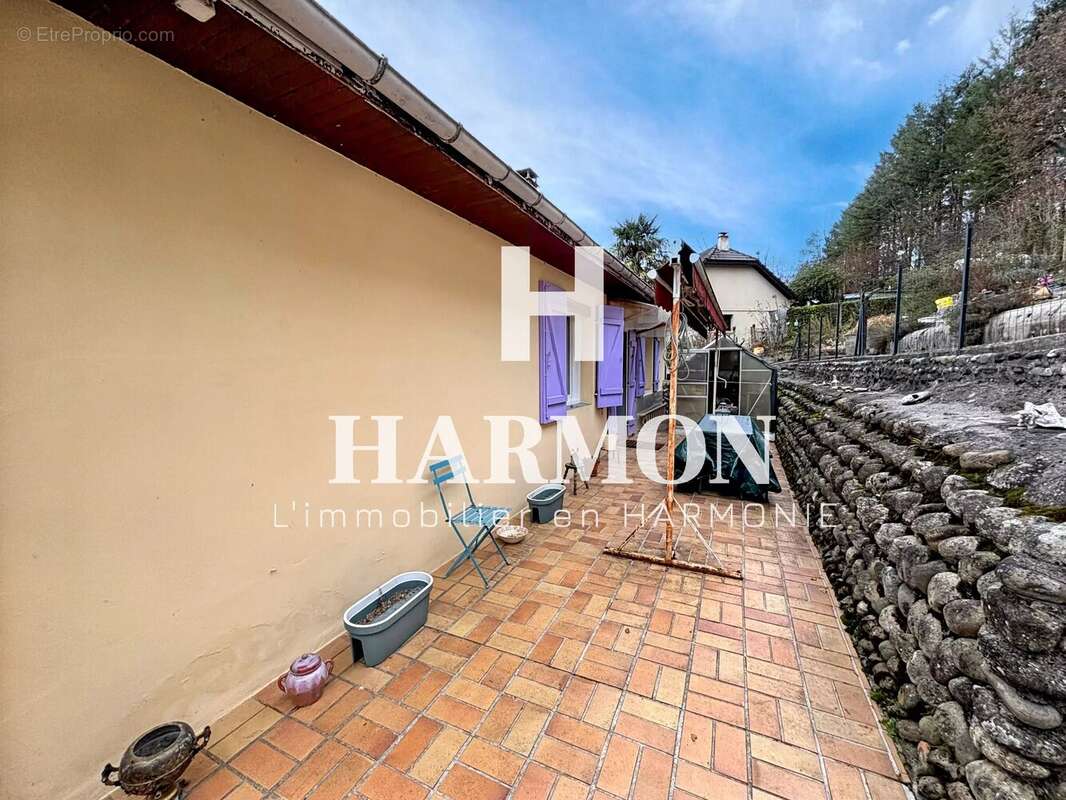 Maison à ESCOU