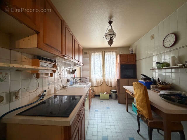 Appartement 6 pièces à visiter - photo 2