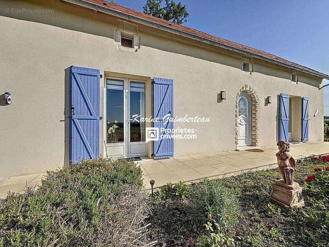 Maison à BROSSAC