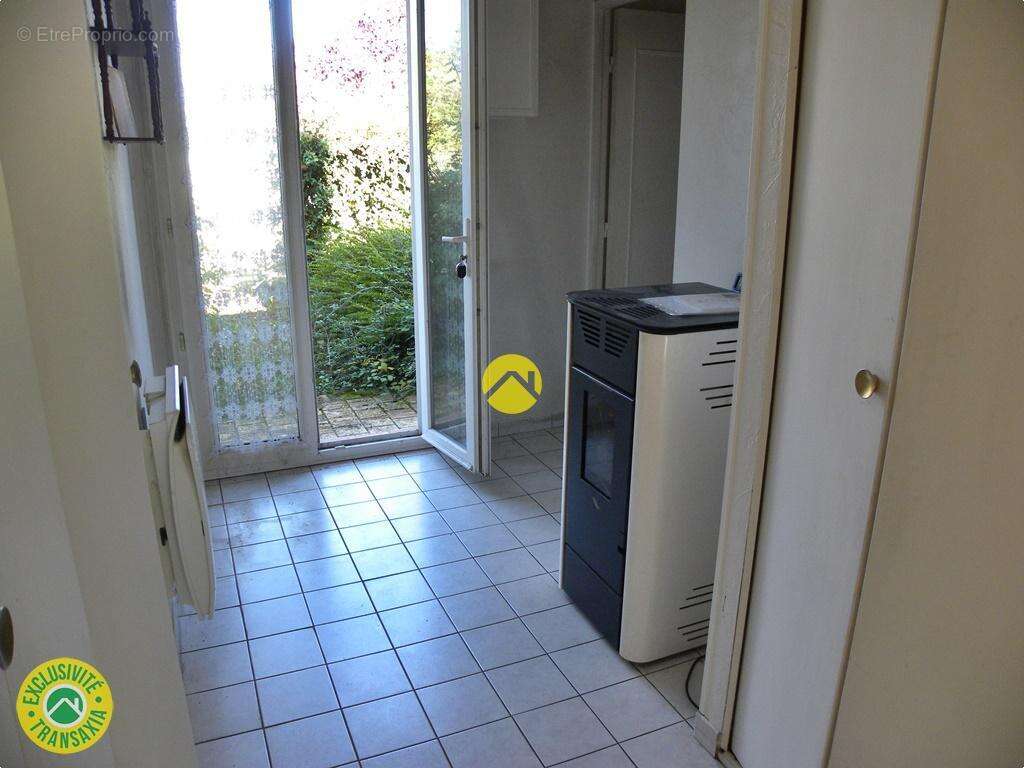 Maison à SURY-PRES-LERE