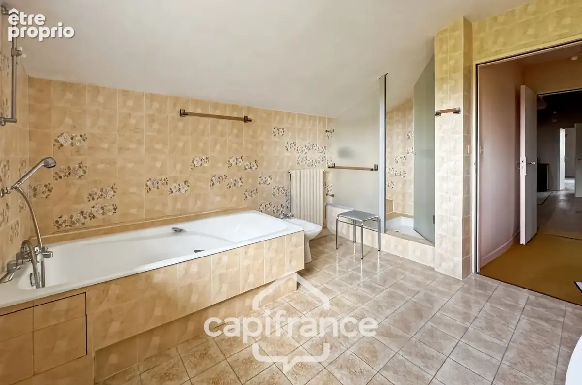 Maison de maître de caractère sur 6ha de terrain - photo 15