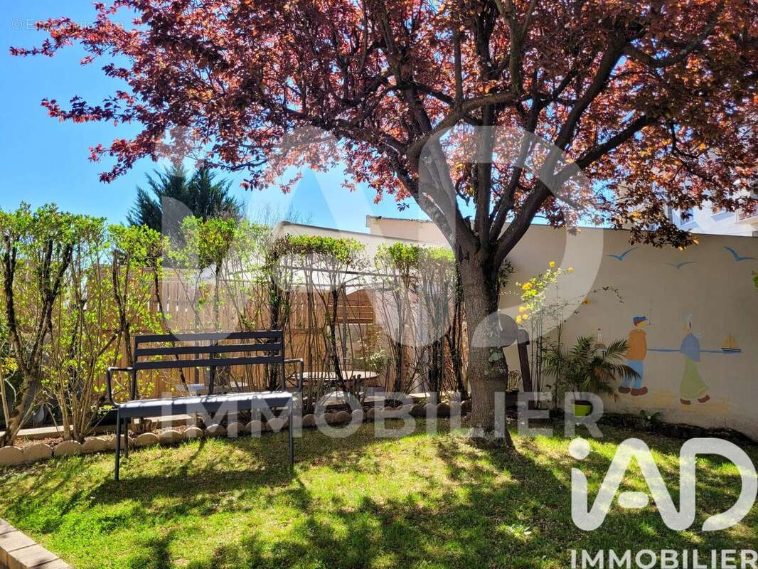 Photo 2 - Maison à MONTLUCON