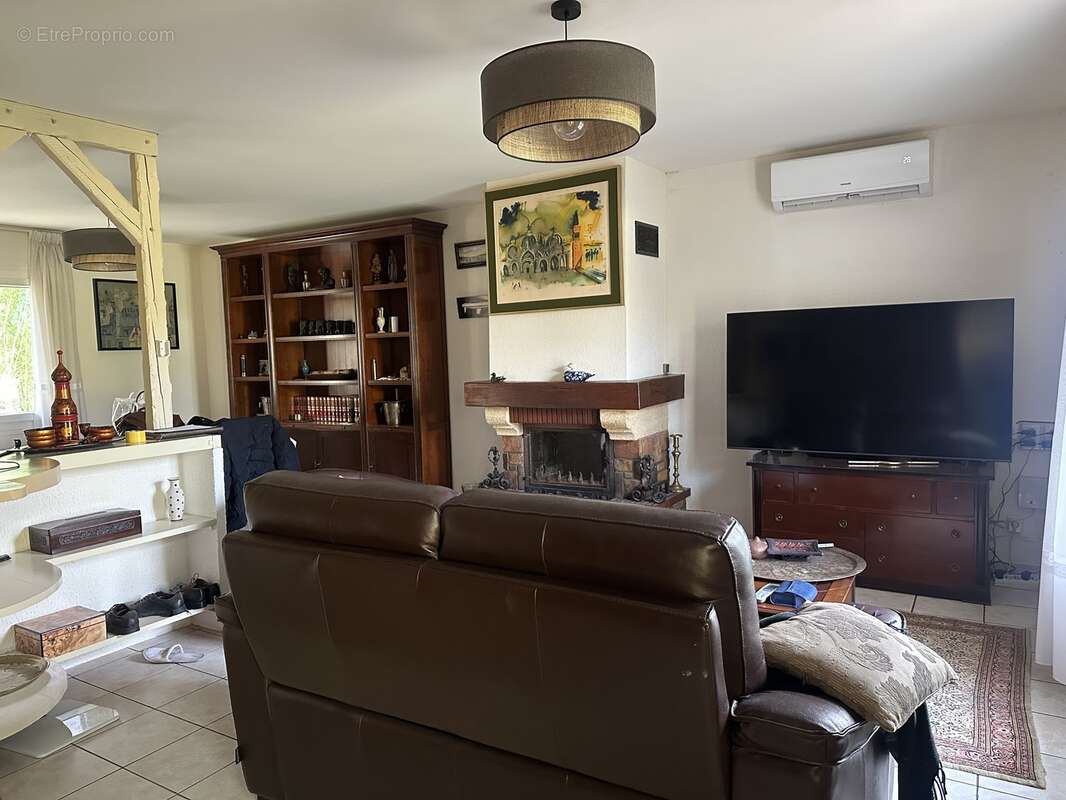 Maison 91 m² à Saint-Amand-Montrond  - photo 31
