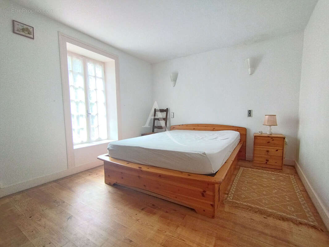 Maison à GEAY