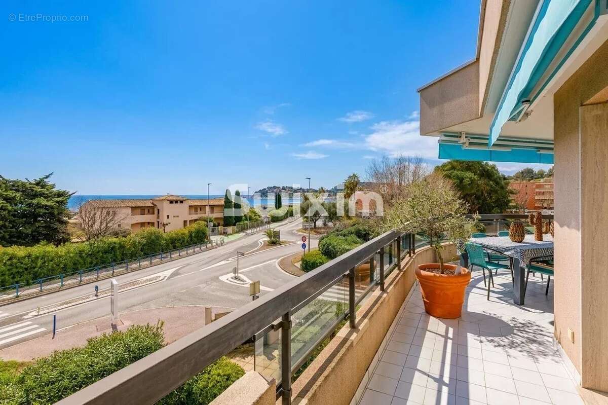 Appartement 4 pièces avec vue mer - photo 3